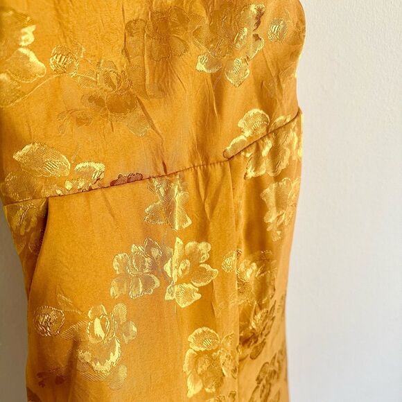 NWT Gold floral satin silk embroidered cropped jumpsuit Urban Outfitters - Picture 5 of 6